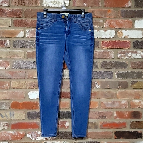 Democracy Skinny Jeans - Picture 1 of 4